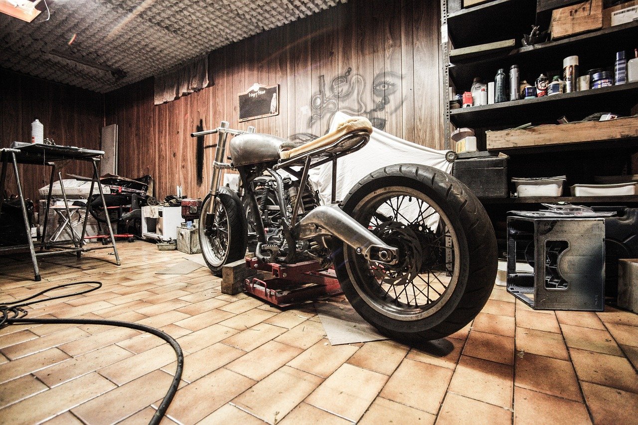 Motocykl w warsztacie
